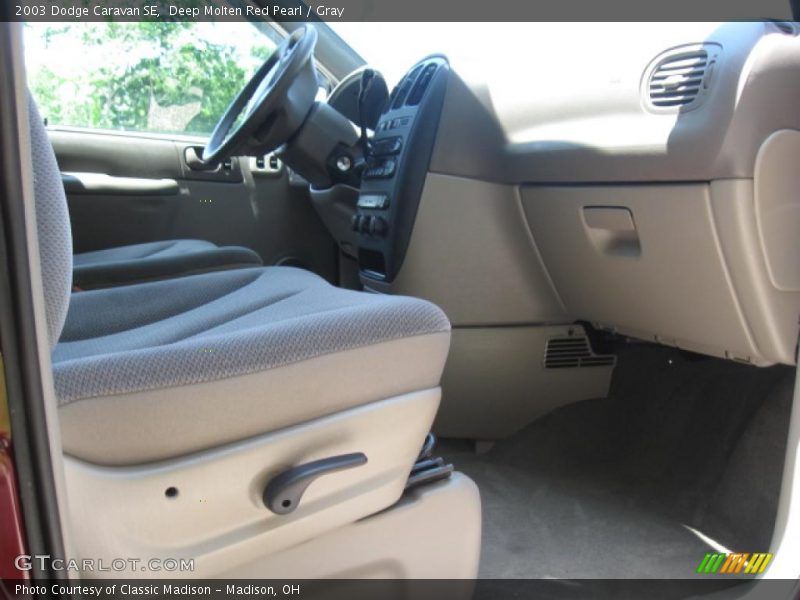 Deep Molten Red Pearl / Gray 2003 Dodge Caravan SE