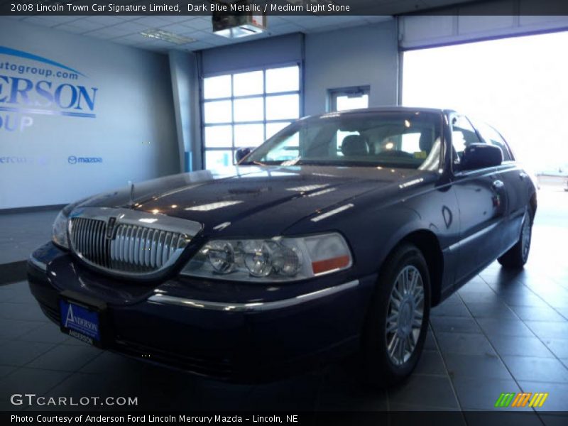 Dark Blue Metallic / Medium Light Stone 2008 Lincoln Town Car Signature Limited