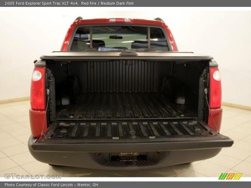 Red Fire / Medium Dark Flint 2005 Ford Explorer Sport Trac XLT 4x4