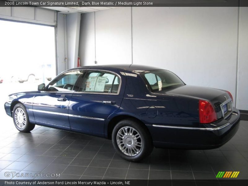 Dark Blue Metallic / Medium Light Stone 2008 Lincoln Town Car Signature Limited