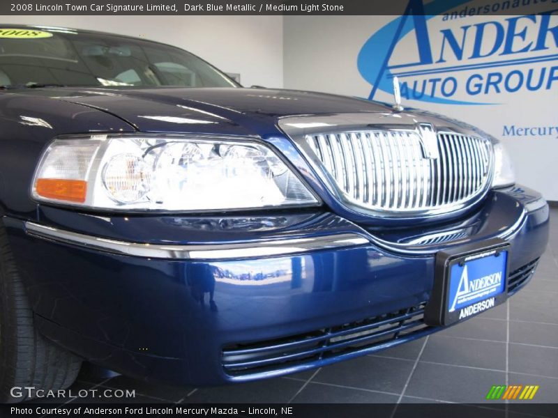 Dark Blue Metallic / Medium Light Stone 2008 Lincoln Town Car Signature Limited