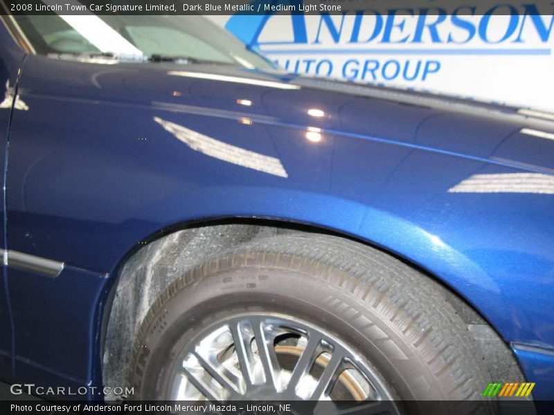 Dark Blue Metallic / Medium Light Stone 2008 Lincoln Town Car Signature Limited
