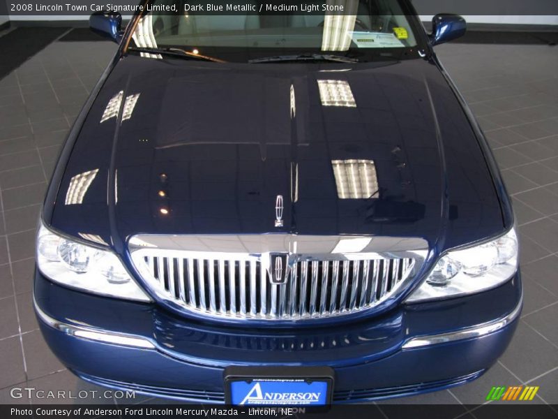 Dark Blue Metallic / Medium Light Stone 2008 Lincoln Town Car Signature Limited