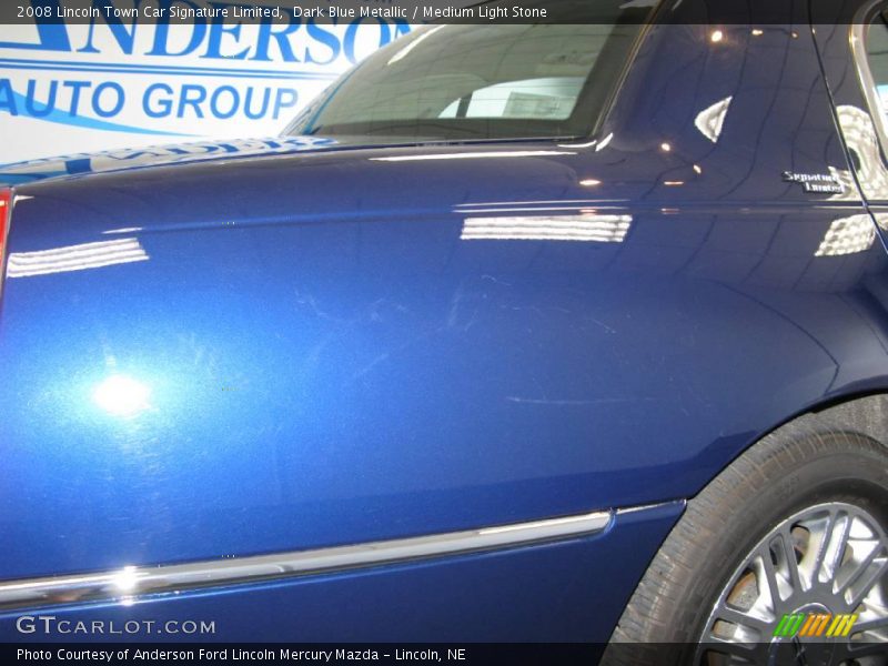 Dark Blue Metallic / Medium Light Stone 2008 Lincoln Town Car Signature Limited