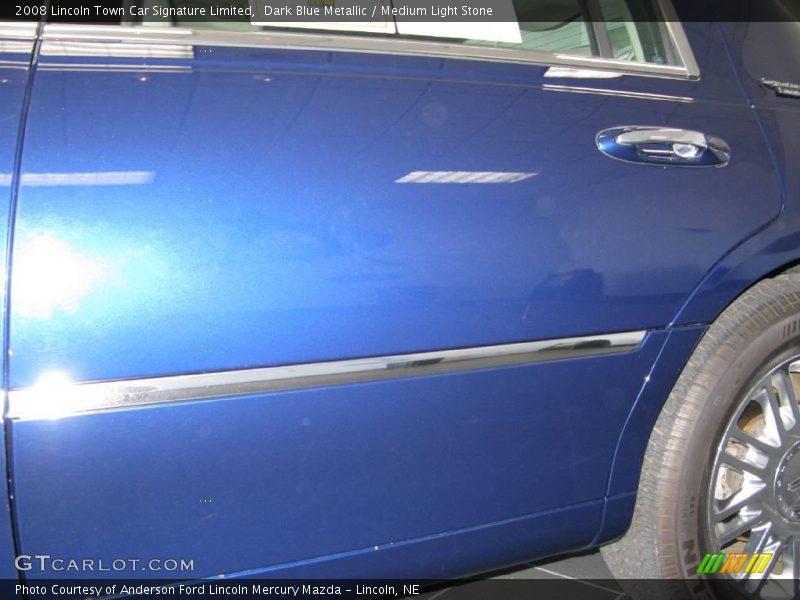 Dark Blue Metallic / Medium Light Stone 2008 Lincoln Town Car Signature Limited