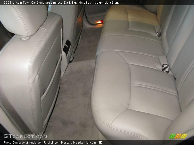 Dark Blue Metallic / Medium Light Stone 2008 Lincoln Town Car Signature Limited