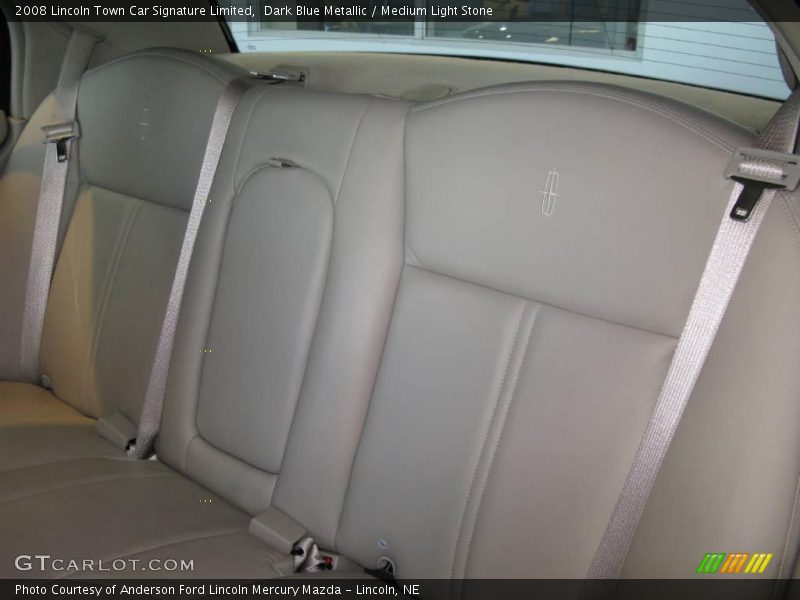 Dark Blue Metallic / Medium Light Stone 2008 Lincoln Town Car Signature Limited