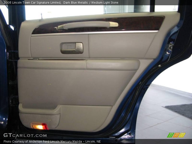 Dark Blue Metallic / Medium Light Stone 2008 Lincoln Town Car Signature Limited