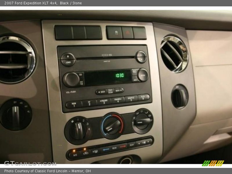 Black / Stone 2007 Ford Expedition XLT 4x4
