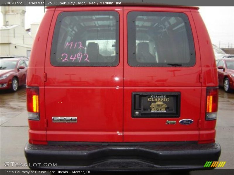 Red / Medium Flint 2009 Ford E Series Van E250 Super Duty Cargo