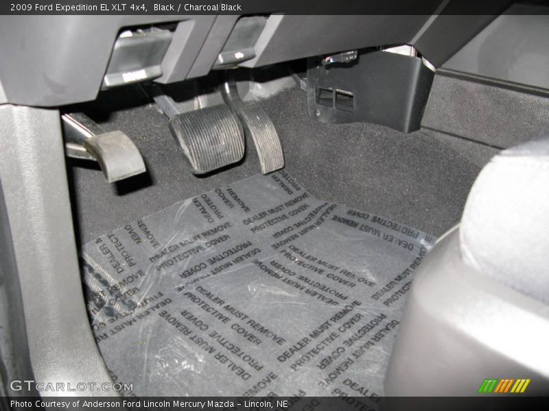 Black / Charcoal Black 2009 Ford Expedition EL XLT 4x4