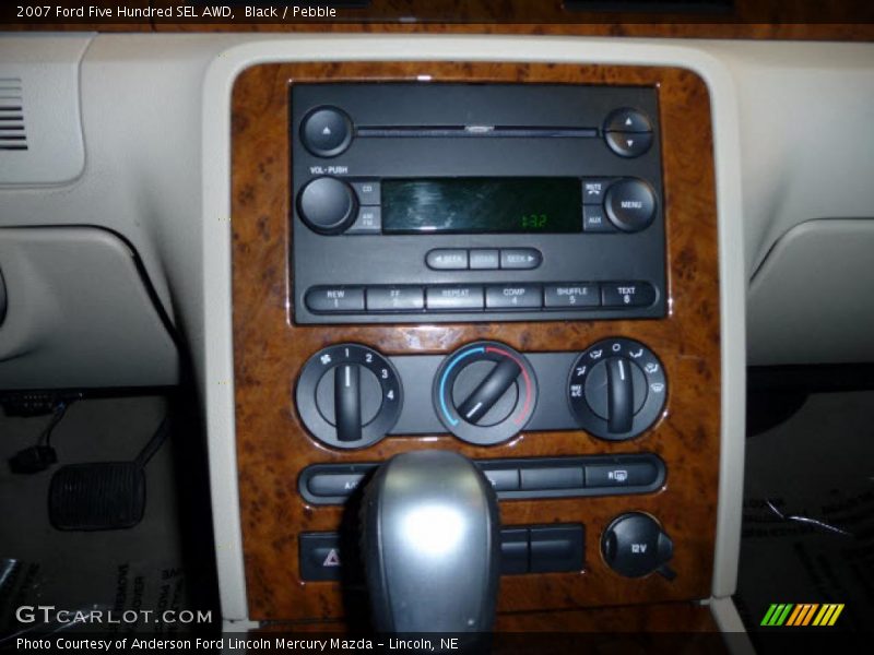 Black / Pebble 2007 Ford Five Hundred SEL AWD