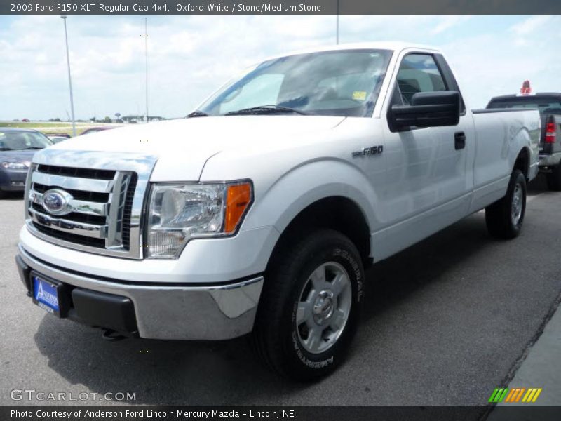 Oxford White / Stone/Medium Stone 2009 Ford F150 XLT Regular Cab 4x4