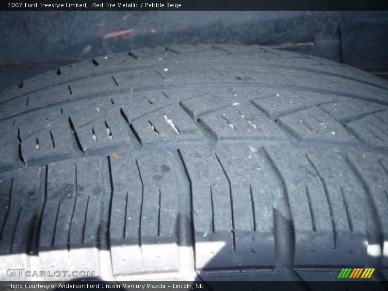 Red Fire Metallic / Pebble Beige 2007 Ford Freestyle Limited