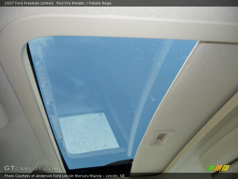 Red Fire Metallic / Pebble Beige 2007 Ford Freestyle Limited