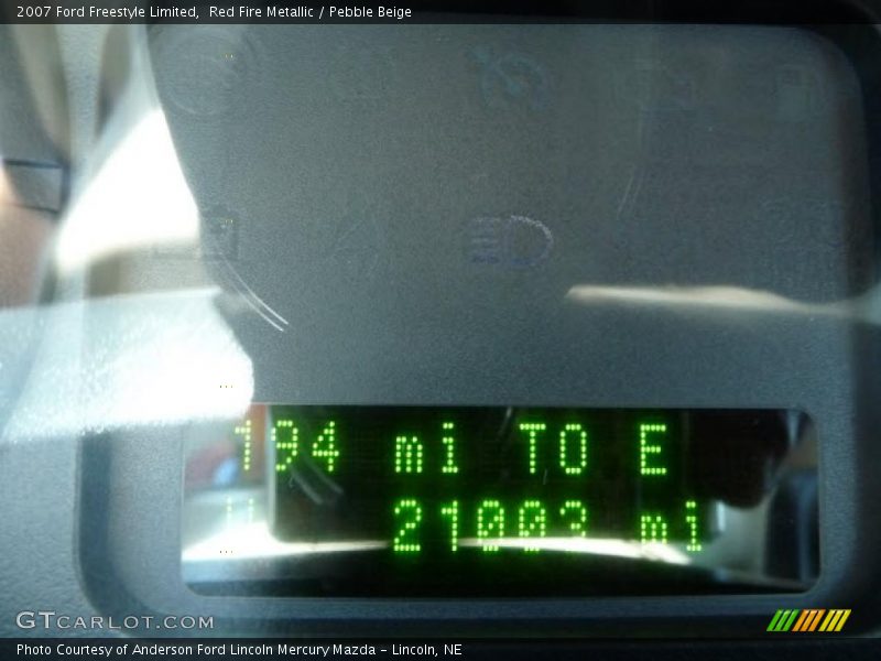 Red Fire Metallic / Pebble Beige 2007 Ford Freestyle Limited