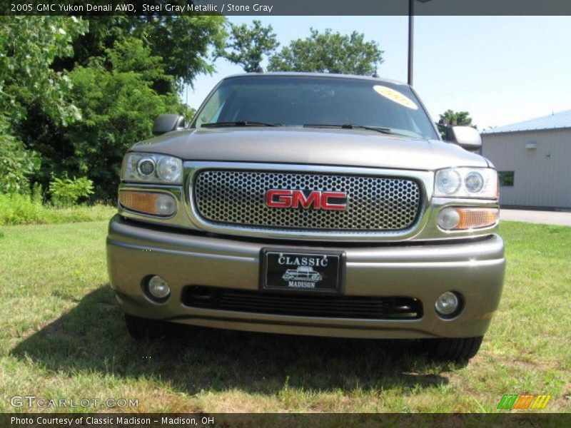 Steel Gray Metallic / Stone Gray 2005 GMC Yukon Denali AWD