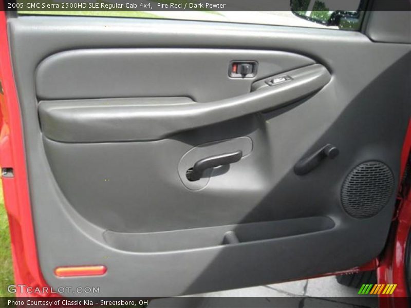 Fire Red / Dark Pewter 2005 GMC Sierra 2500HD SLE Regular Cab 4x4