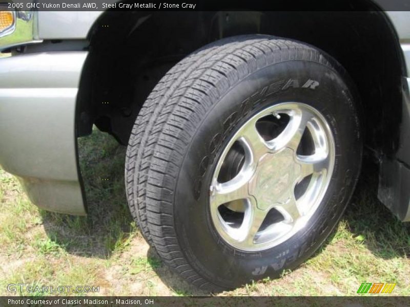 Steel Gray Metallic / Stone Gray 2005 GMC Yukon Denali AWD