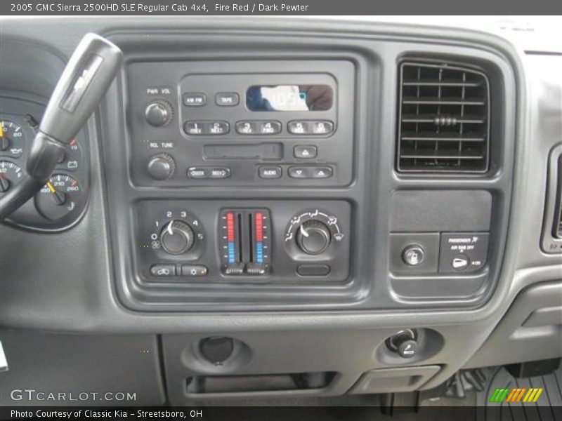 Fire Red / Dark Pewter 2005 GMC Sierra 2500HD SLE Regular Cab 4x4