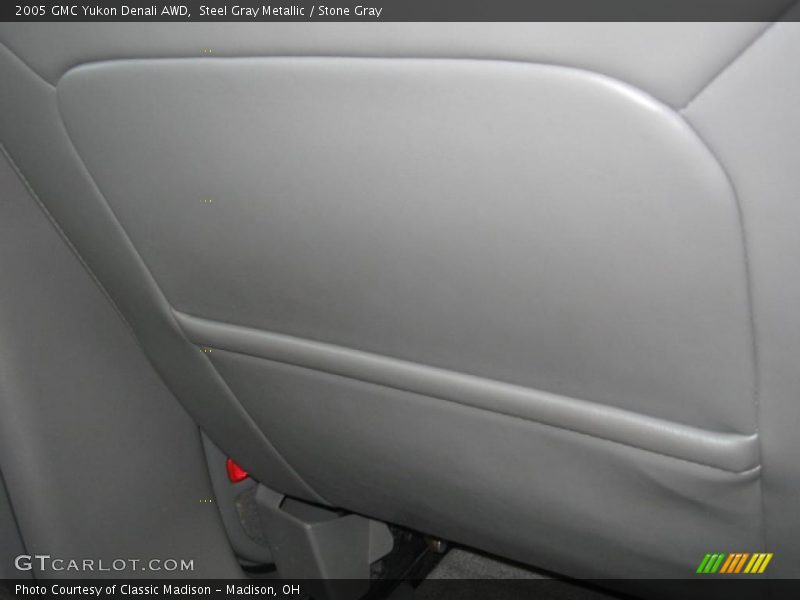 Steel Gray Metallic / Stone Gray 2005 GMC Yukon Denali AWD