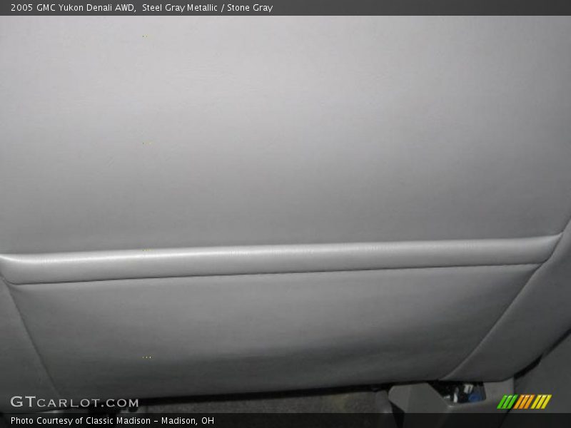 Steel Gray Metallic / Stone Gray 2005 GMC Yukon Denali AWD