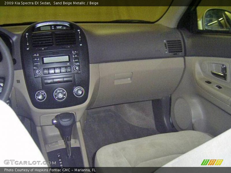 Sand Beige Metallic / Beige 2009 Kia Spectra EX Sedan