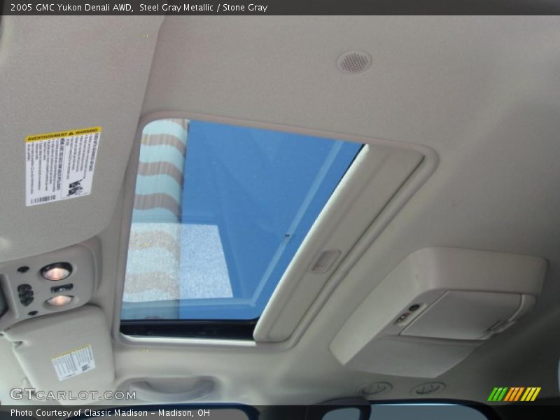 Steel Gray Metallic / Stone Gray 2005 GMC Yukon Denali AWD