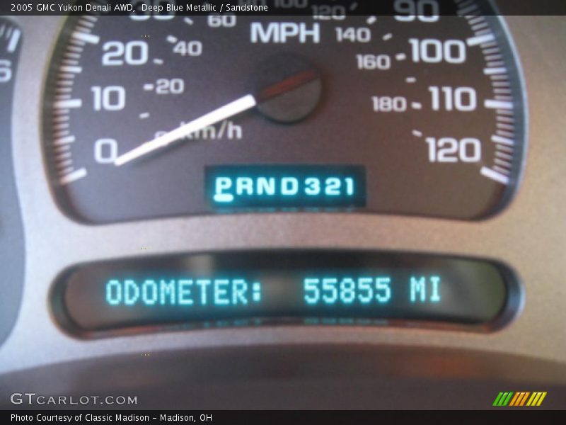 Deep Blue Metallic / Sandstone 2005 GMC Yukon Denali AWD