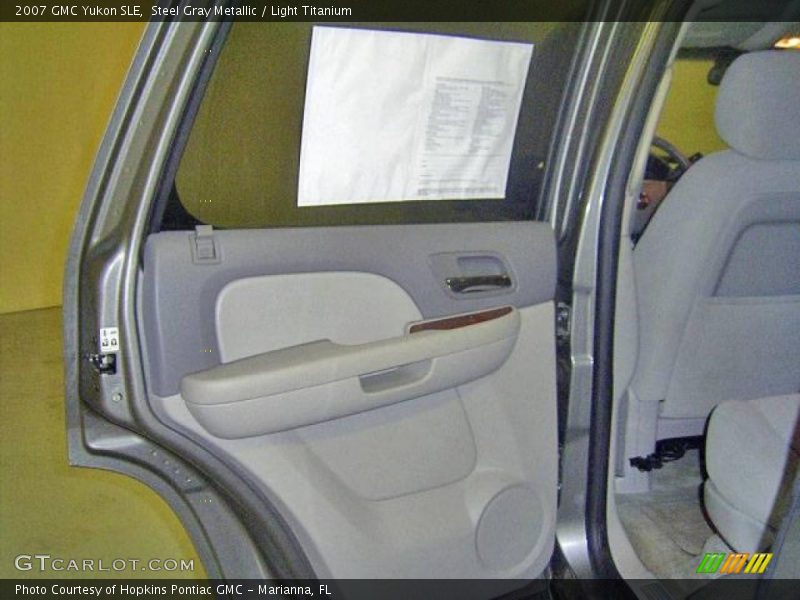 Steel Gray Metallic / Light Titanium 2007 GMC Yukon SLE