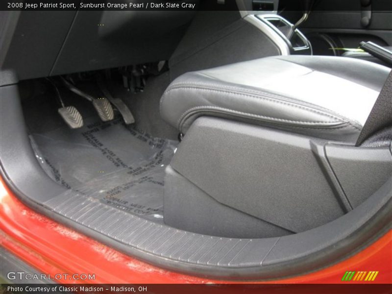 Sunburst Orange Pearl / Dark Slate Gray 2008 Jeep Patriot Sport