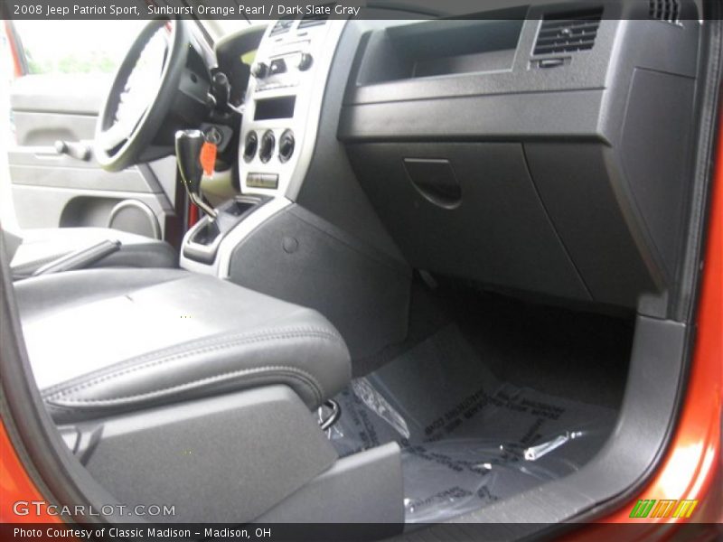 Sunburst Orange Pearl / Dark Slate Gray 2008 Jeep Patriot Sport