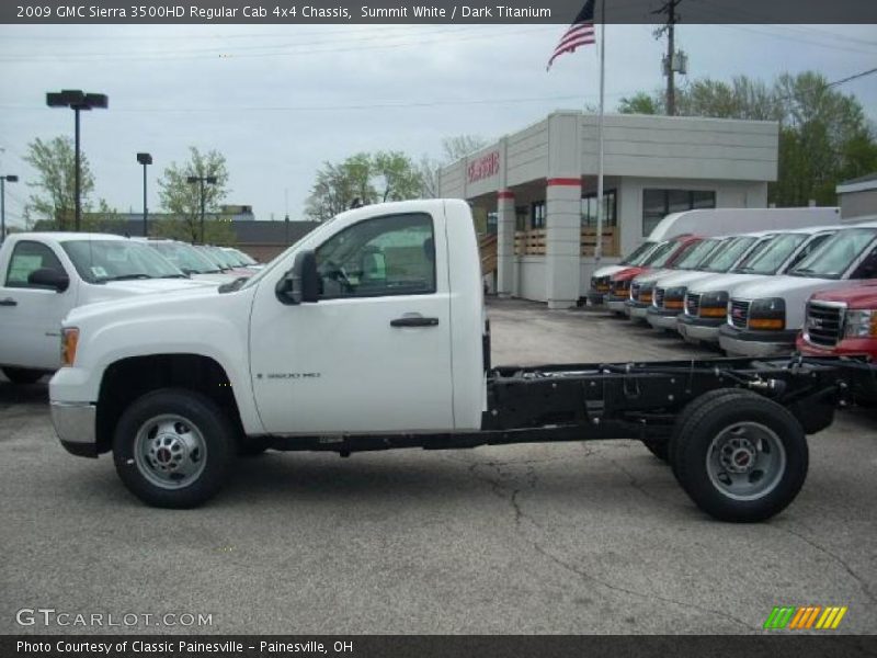 Summit White / Dark Titanium 2009 GMC Sierra 3500HD Regular Cab 4x4 Chassis