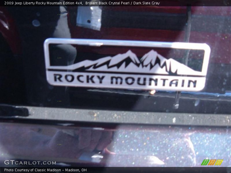 Brilliant Black Crystal Pearl / Dark Slate Gray 2009 Jeep Liberty Rocky Mountain Edition 4x4