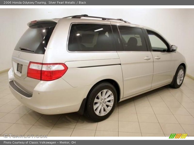 Silver Pearl Metallic / Black 2006 Honda Odyssey Touring