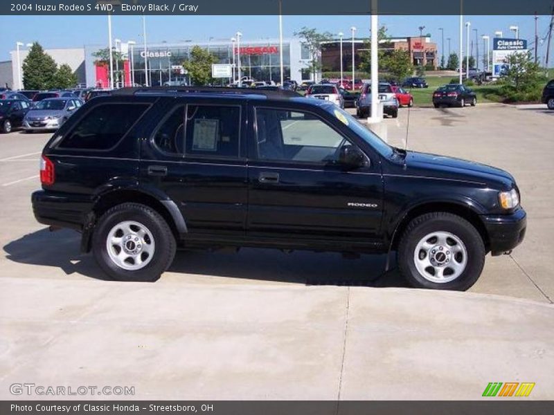 Ebony Black / Gray 2004 Isuzu Rodeo S 4WD