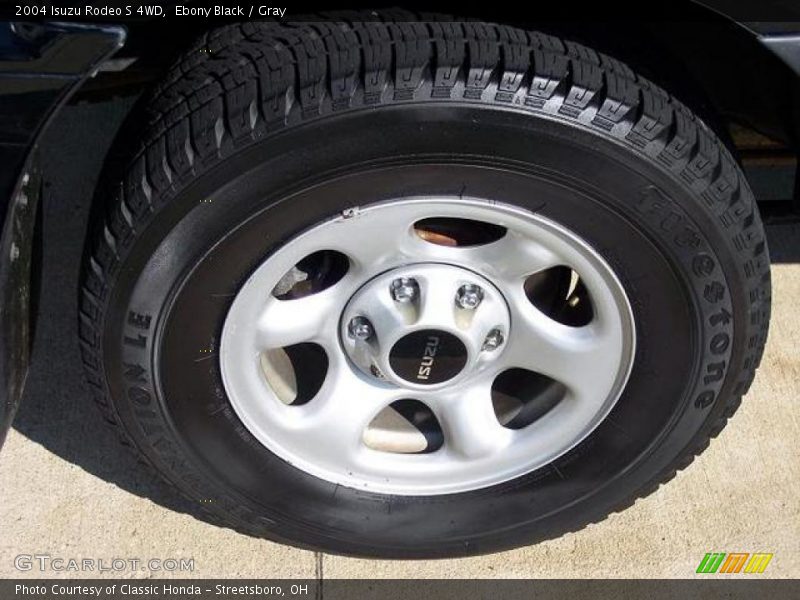 Ebony Black / Gray 2004 Isuzu Rodeo S 4WD