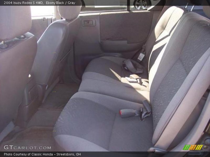 Ebony Black / Gray 2004 Isuzu Rodeo S 4WD