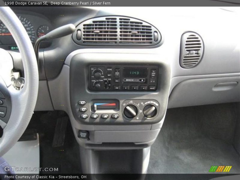 Deep Cranberry Pearl / Silver Fern 1998 Dodge Caravan SE