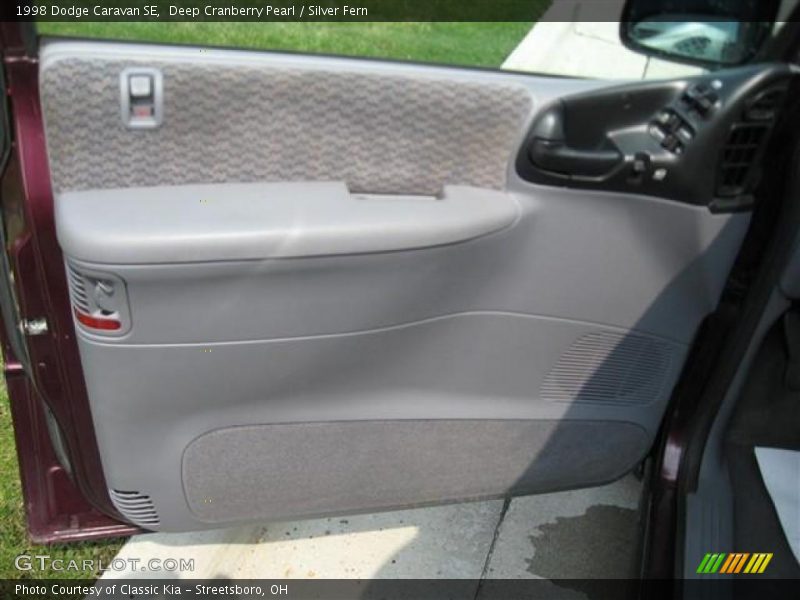 Deep Cranberry Pearl / Silver Fern 1998 Dodge Caravan SE