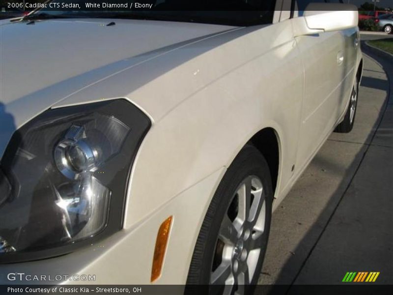 White Diamond / Ebony 2006 Cadillac CTS Sedan