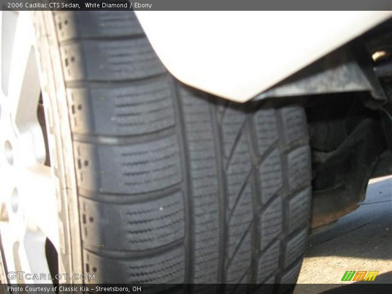 White Diamond / Ebony 2006 Cadillac CTS Sedan