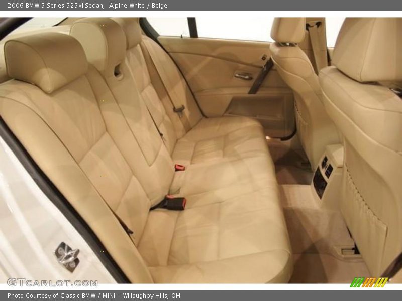 Alpine White / Beige 2006 BMW 5 Series 525xi Sedan