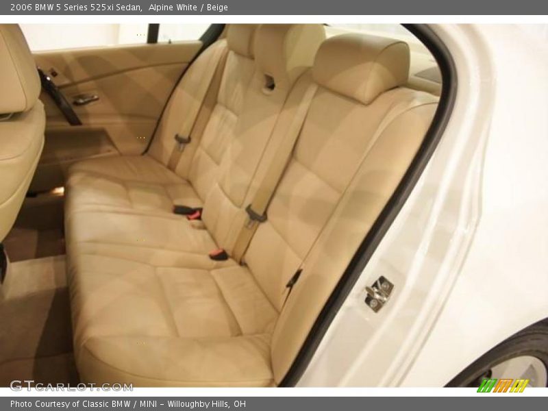 Alpine White / Beige 2006 BMW 5 Series 525xi Sedan