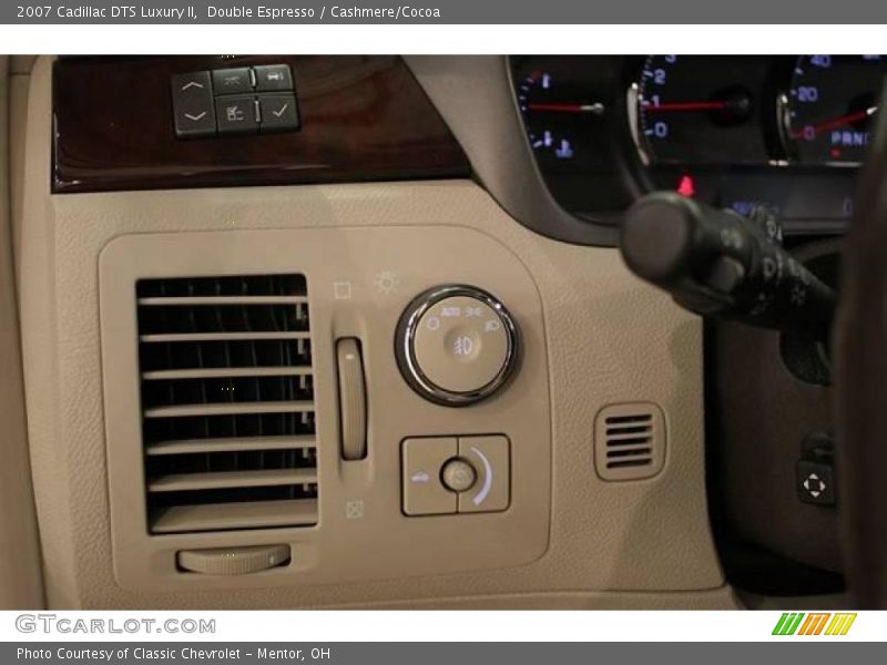 Double Espresso / Cashmere/Cocoa 2007 Cadillac DTS Luxury II