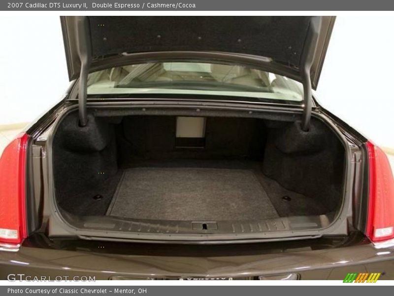 Double Espresso / Cashmere/Cocoa 2007 Cadillac DTS Luxury II