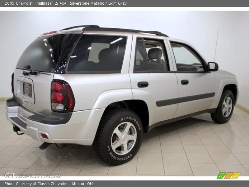 Silverstone Metallic / Light Gray 2005 Chevrolet TrailBlazer LS 4x4