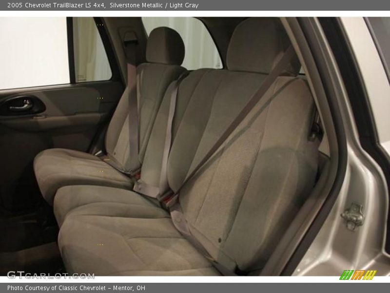 Silverstone Metallic / Light Gray 2005 Chevrolet TrailBlazer LS 4x4