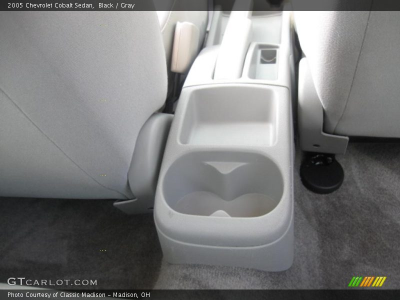 Black / Gray 2005 Chevrolet Cobalt Sedan
