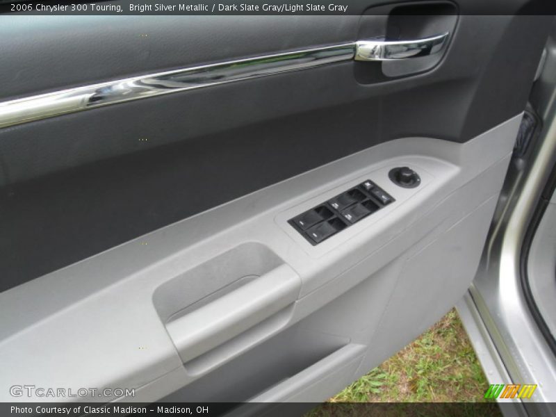 Bright Silver Metallic / Dark Slate Gray/Light Slate Gray 2006 Chrysler 300 Touring